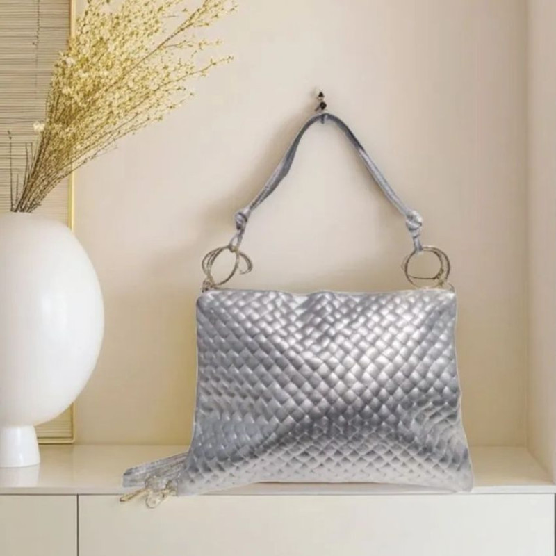 Sac porté épaule en cuir irisé avec bandoulière (motif tressé)