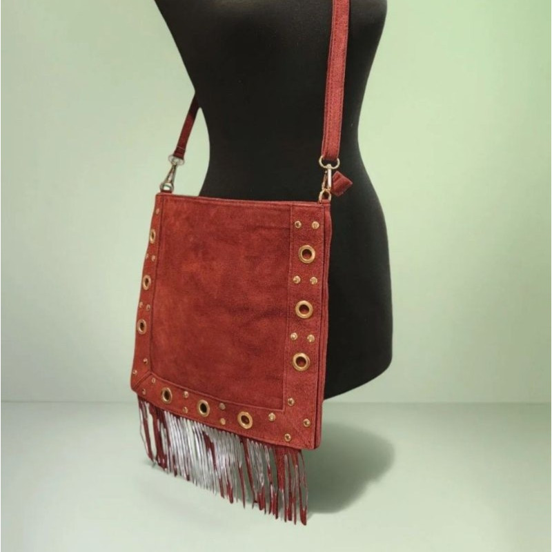 Sac bandoulière en Daim clouté avec franges