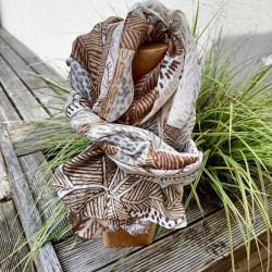 Echarpe Motif Feuilles "Camel"