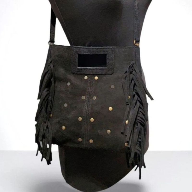 Sac porté main en daim "clouté"