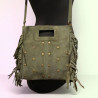 Sac porté main en daim "clouté"
