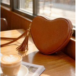 Sac Bandoulière "Coeur" en cuir Grainé ou Irisé