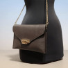 Sac à Main en cuir Grainé avec bandoulière chaînette
