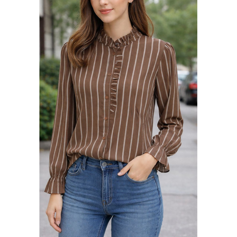 Chemise à rayures de couleur beige et marron