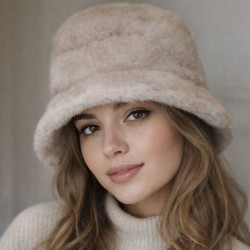 Chapeau en fausse fourrure