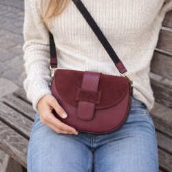Sac Bandoulière en Cuir Avec Bandoulière Assortie et rabat en Daim