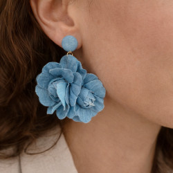 Boucles d’oreilles fleur tissu – Bijou femme tendance et élégan