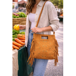 Sac bandoulière femme suédine à franges et clous – Sac bohème chic tendance