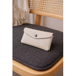 Porte-monnaie femme élégant noir en cuir – format compact chic avec bouton pression