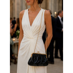Sac pochette femme chaîne métallique élégante - format compact