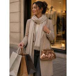 Sac pochette femme chaîne métallique élégante - format compact