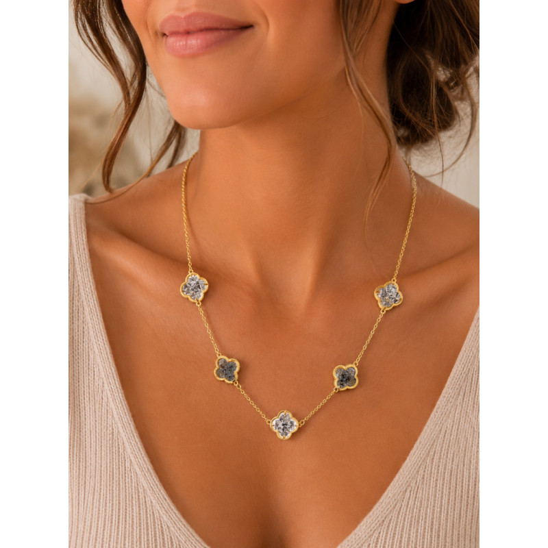 Collier trèfles en acier inoxydable doré – Pendentifs nacrés noir & blanc