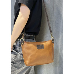 Sac bandoulière en cuir grainé véritable – Sac femme élégant et intemporel