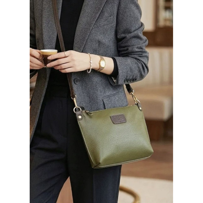 Sac bandoulière en cuir grainé véritable – Sac femme élégant et intemporel