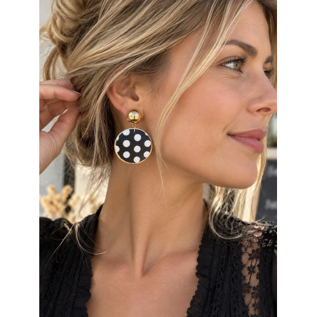 Boucles d’oreilles femme pendantes rondes dorées à pois noir et blanc